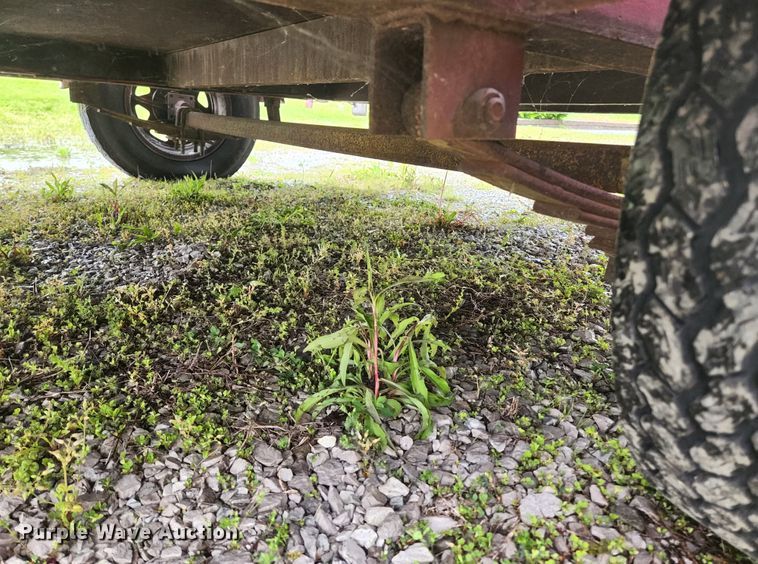 image for item JM9080 Smoker trailer