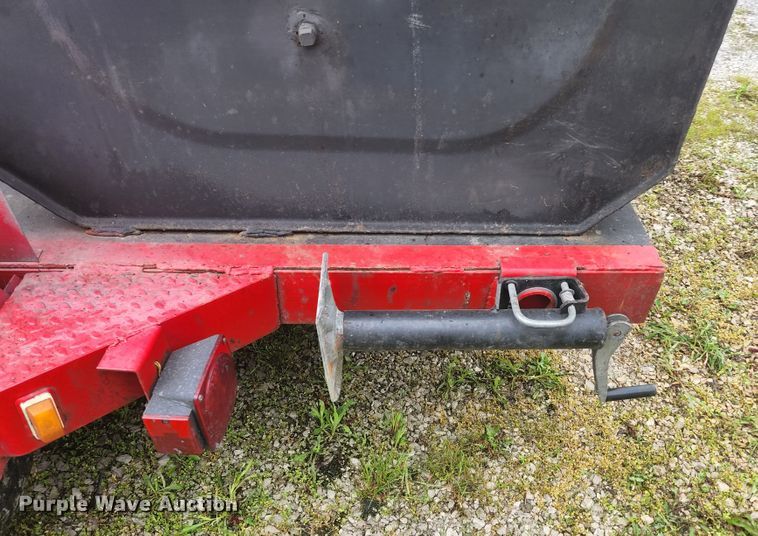 image for item JM9080 Smoker trailer