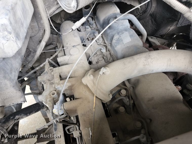 image for item JM9085 1990 Ford F600  flatbed truck