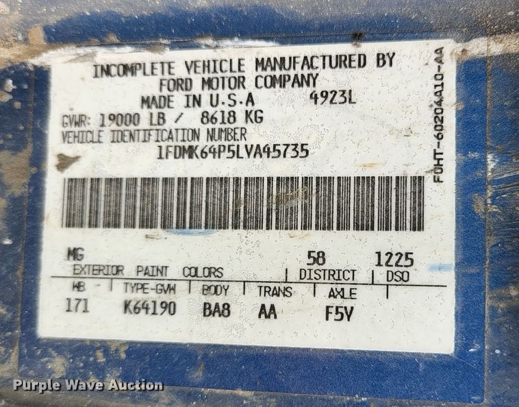 image for item JM9085 1990 Ford F600  flatbed truck