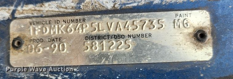 image for item JM9085 1990 Ford F600  flatbed truck