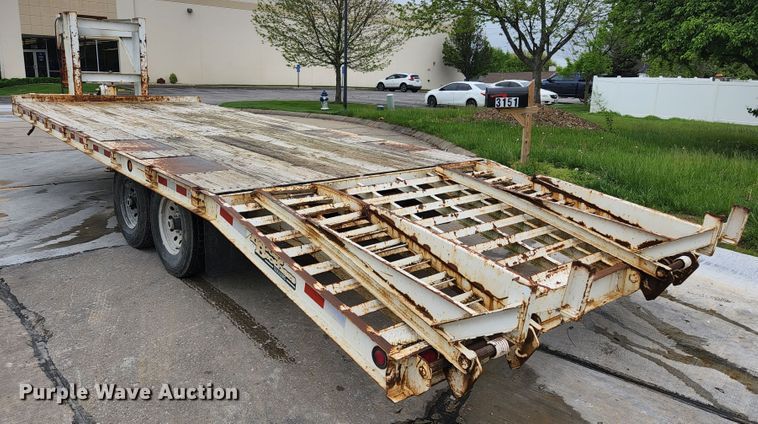 image for item JM9091 2004 Brooks Brothers  equipment trailer