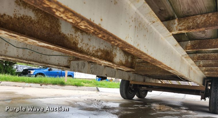 image for item JM9091 2004 Brooks Brothers  equipment trailer