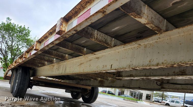 image for item JM9091 2004 Brooks Brothers  equipment trailer