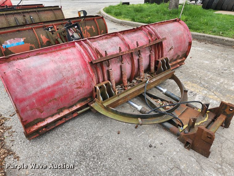 image for item JM9100 (4) snow plows