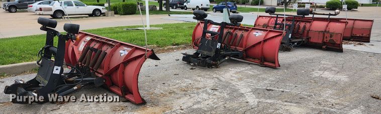 image for item JM9101 (4) snow plows