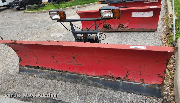 image for item JM9101 (4) snow plows