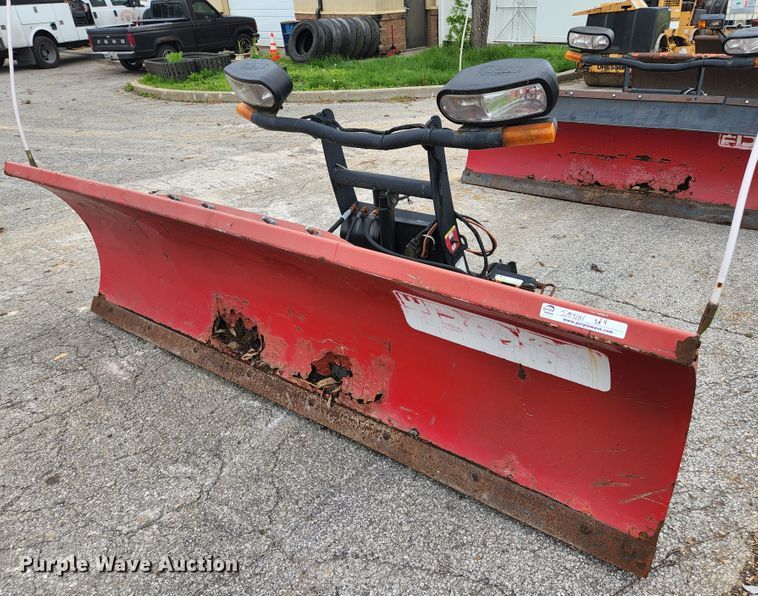image for item JM9101 (4) snow plows