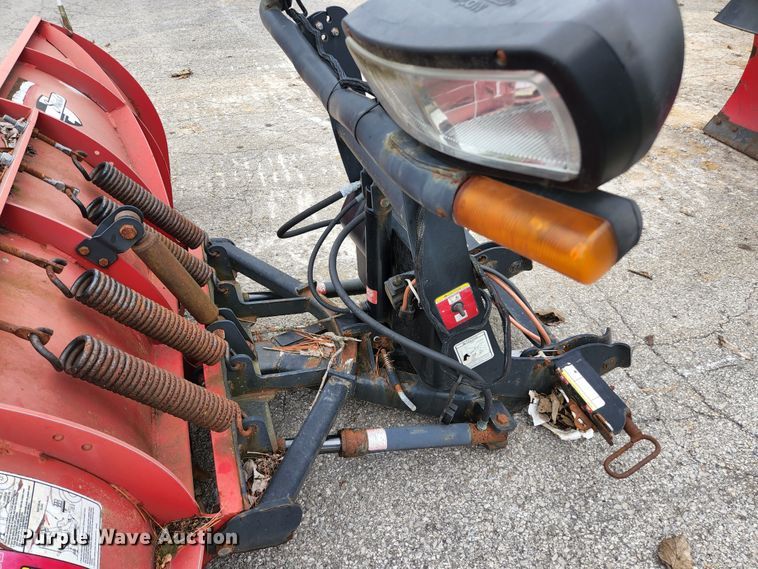 image for item JM9101 (4) snow plows