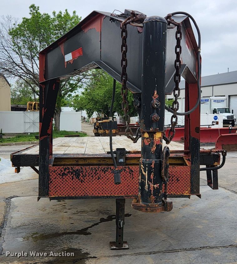 image for item JM9102 1999 Loadmaster  equipment trailer