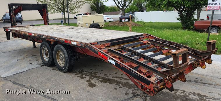 image for item JM9102 1999 Loadmaster  equipment trailer