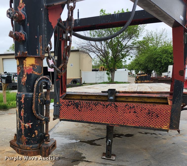 image for item JM9102 1999 Loadmaster  equipment trailer