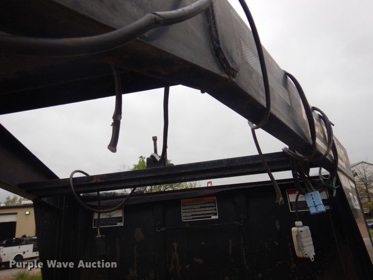 image for item JM9103 2009 Rice  dump trailer