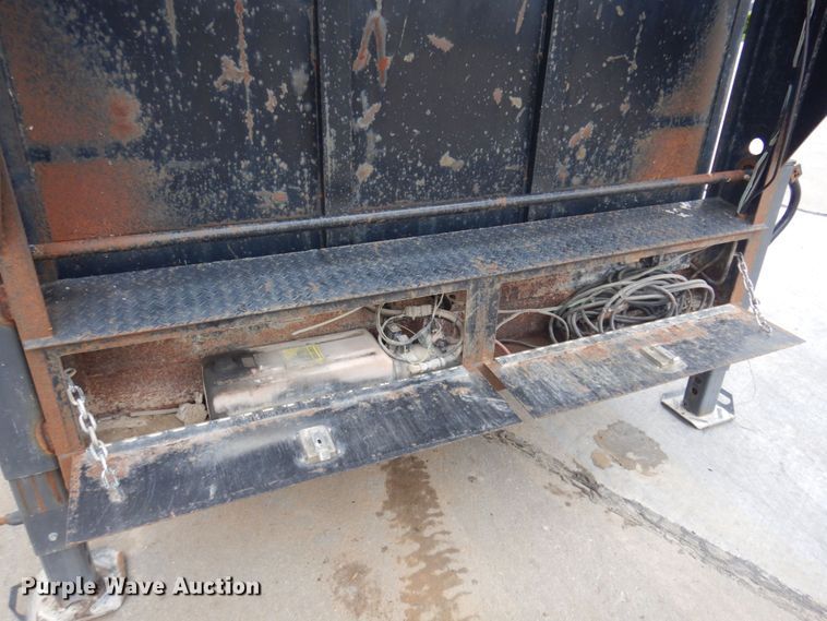 image for item JM9103 2009 Rice  dump trailer