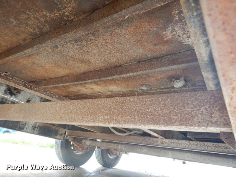 image for item JM9103 2009 Rice  dump trailer