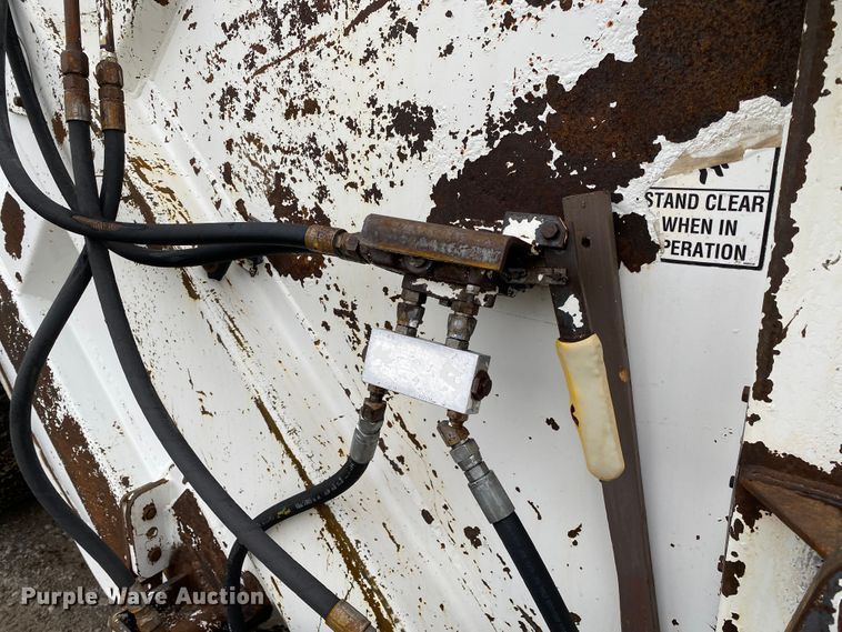 image for item JU9216 2001 Crane Carrier  refuse truck