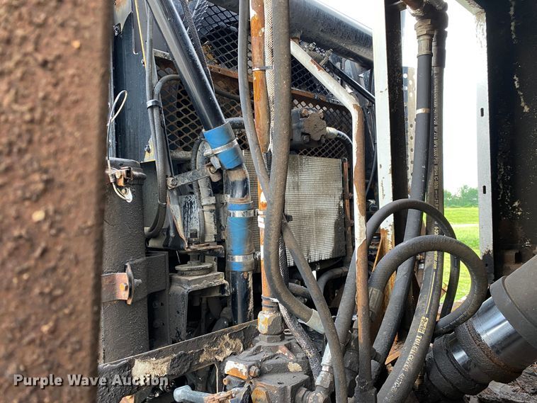 image for item JU9216 2001 Crane Carrier  refuse truck