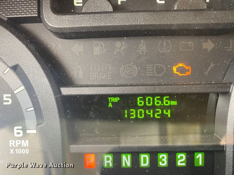 image for item JU9221 2014 Ford E450  shuttle bus