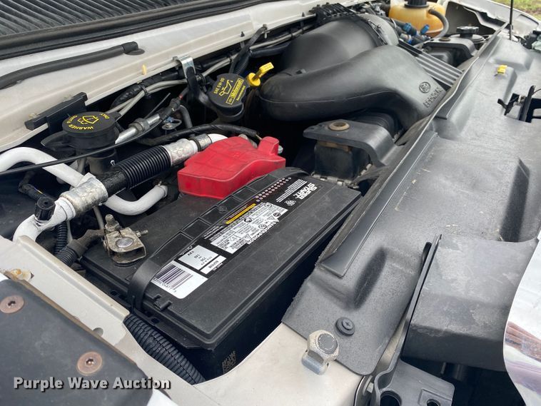 image for item JU9221 2014 Ford E450  shuttle bus