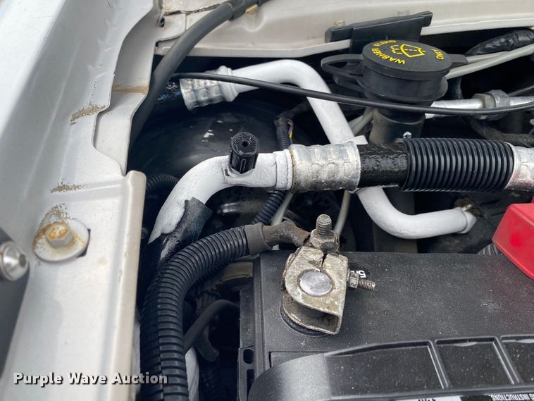 image for item JU9221 2014 Ford E450  shuttle bus