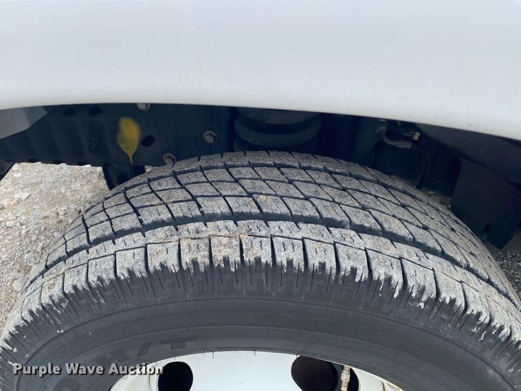 image for item JU9221 2014 Ford E450  shuttle bus