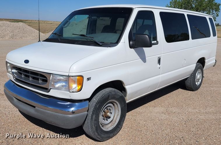 image for item KC9481 2002 Ford E350 XLT  van