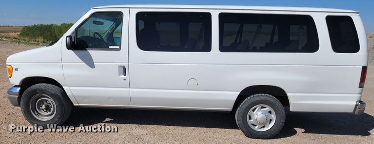 image for item KC9481 2002 Ford E350 XLT  van