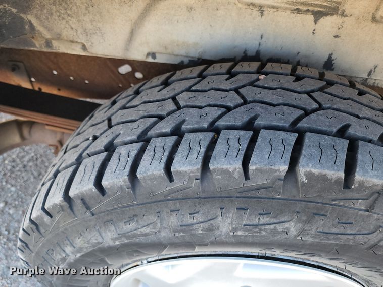 image for item KC9481 2002 Ford E350 XLT  van