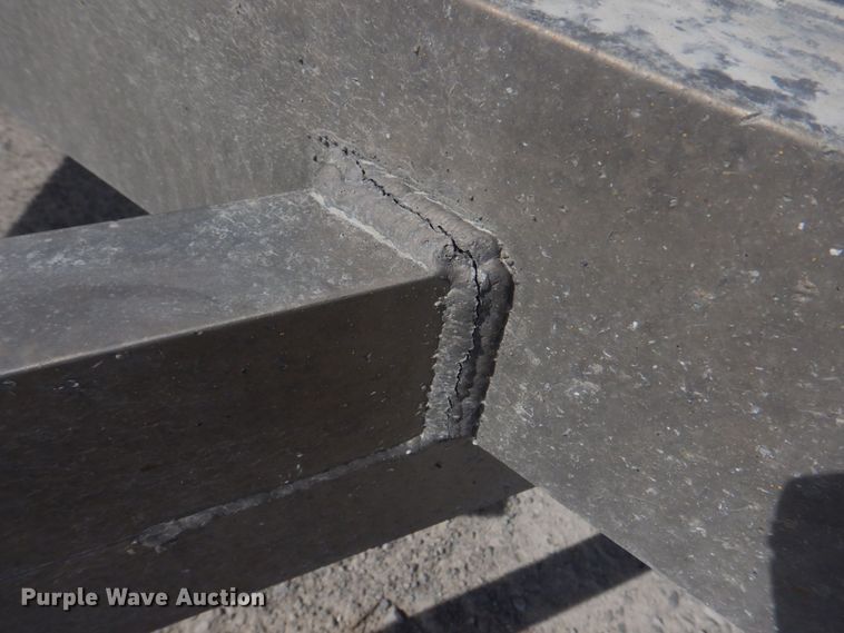 image for item KD9036 2014 Aluma 8218  utility trailer