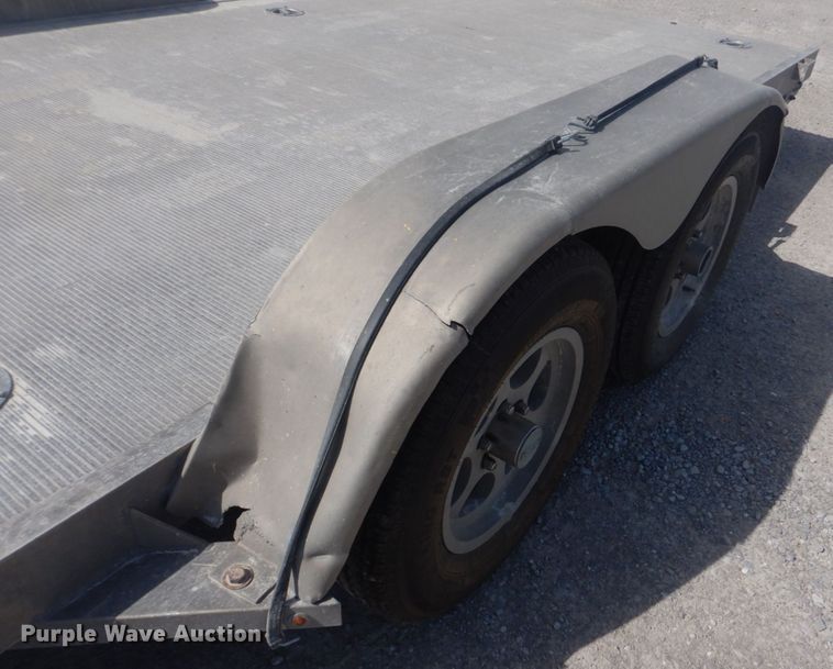 image for item KD9036 2014 Aluma 8218  utility trailer