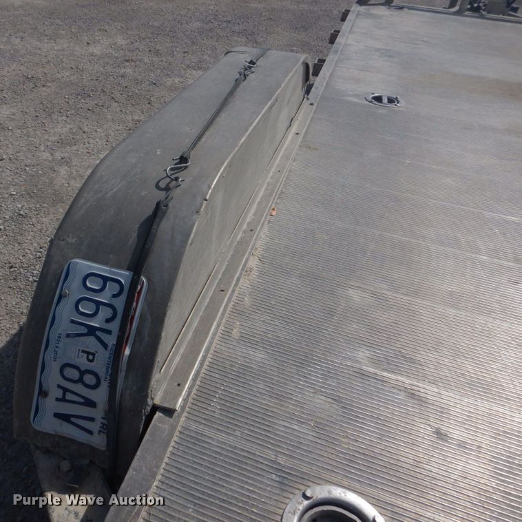 image for item KD9036 2014 Aluma 8218  utility trailer