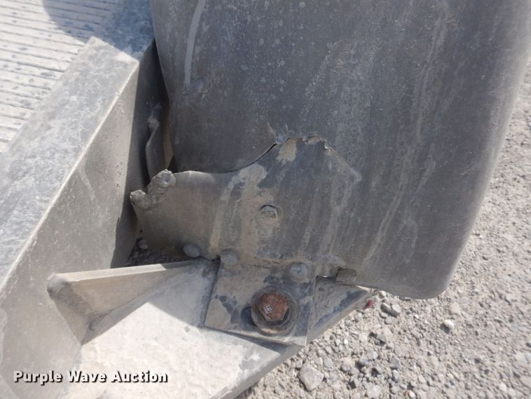 image for item KD9036 2014 Aluma 8218  utility trailer