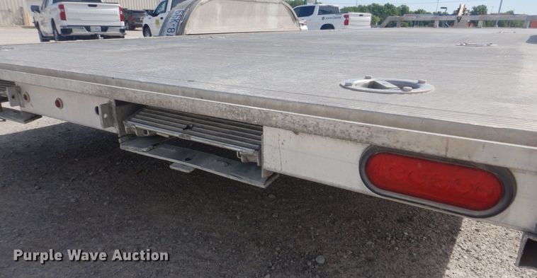 image for item KD9036 2014 Aluma 8218  utility trailer