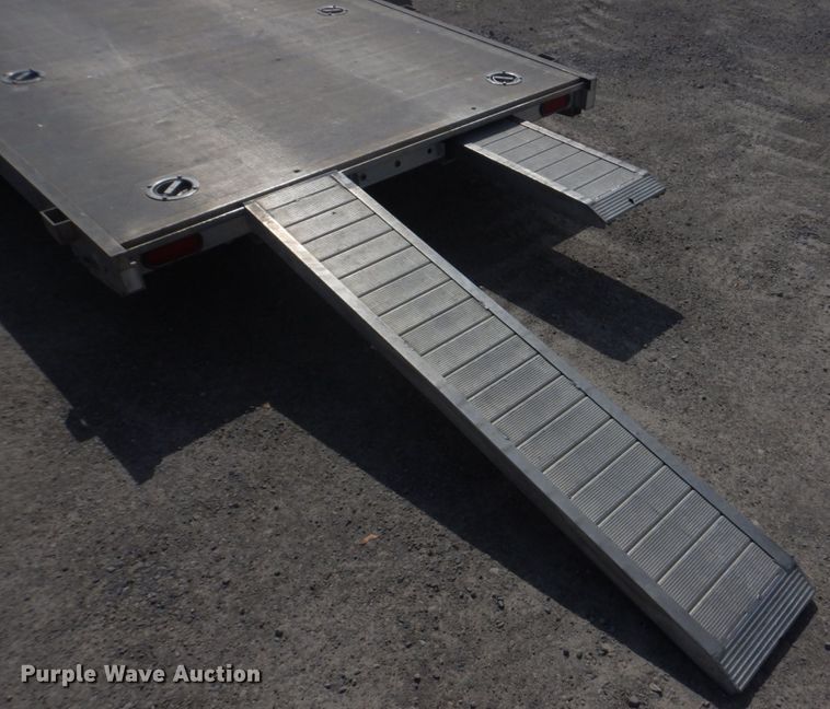 image for item KD9036 2014 Aluma 8218  utility trailer