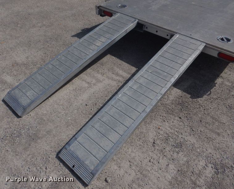 image for item KD9036 2014 Aluma 8218  utility trailer