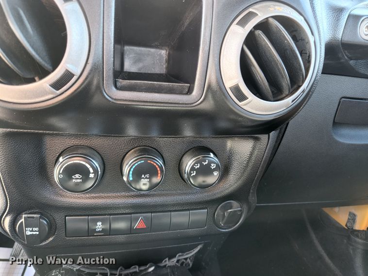 image for item KE9856 2012 Jeep Wrangler Sport