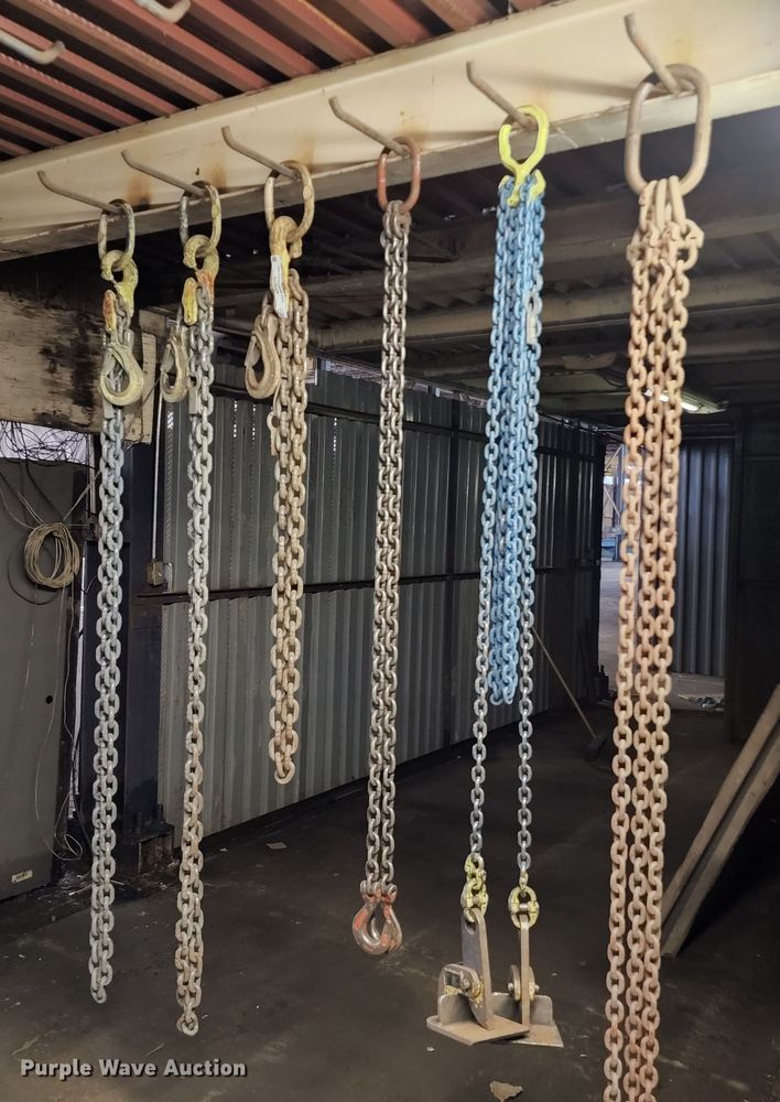 (5) rigging chains in Kansas City, MO Item KF9073 sold Purple Wave