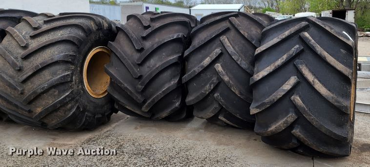 image for item KF9164 (6) 1000/50R25 tires and wheels