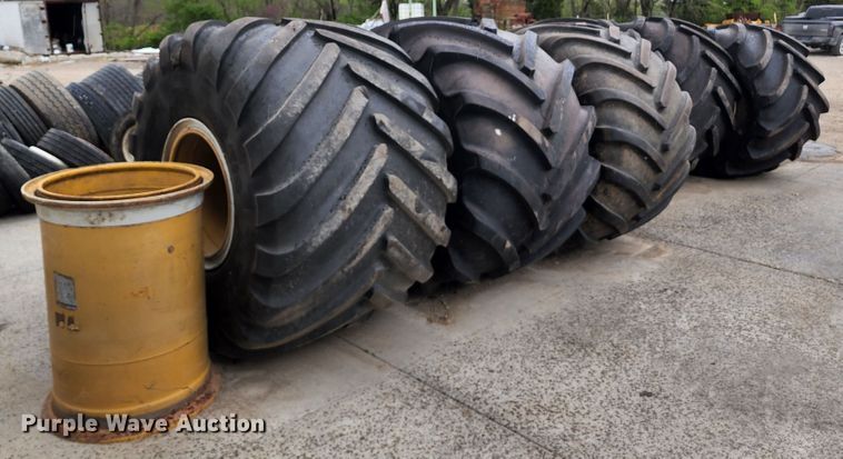 image for item KF9164 (6) 1000/50R25 tires and wheels