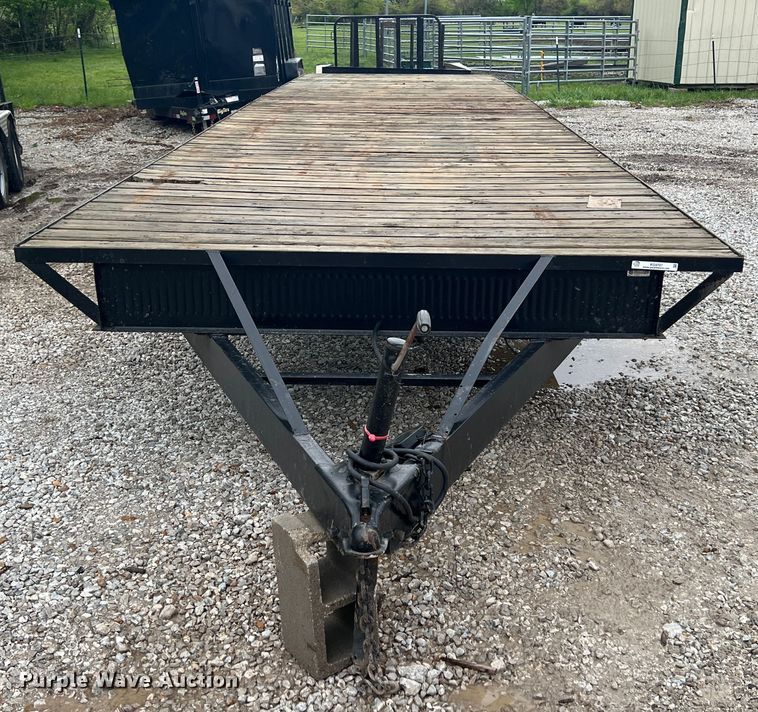 image for item KG9707 1993 Shop built  utility trailer