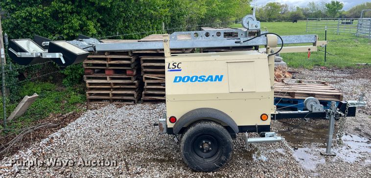 image for item KG9708 2013 Doosan LSCWKUB-60HZ-T4F  light plant