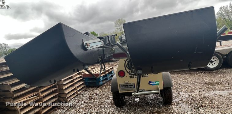 image for item KG9708 2013 Doosan LSCWKUB-60HZ-T4F  light plant