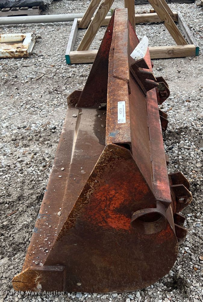 image for item KG9709 60"W bucket