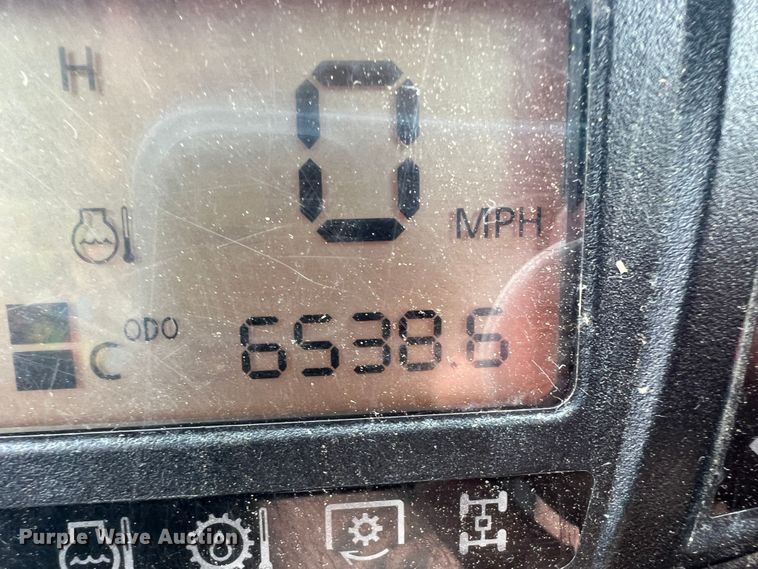 image for item KG9739 2016 Kubota RTV-X1100C  utility vehicle