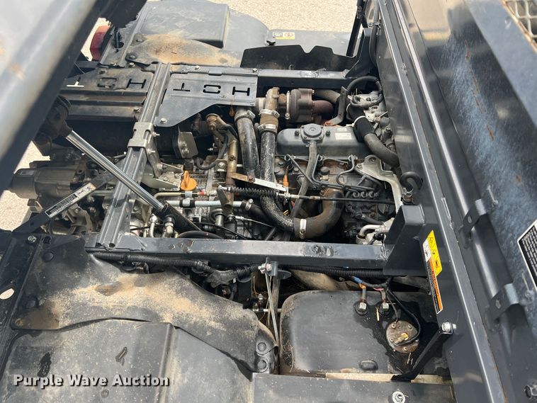 image for item KG9739 2016 Kubota RTV-X1100C  utility vehicle