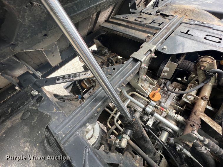 image for item KG9739 2016 Kubota RTV-X1100C  utility vehicle