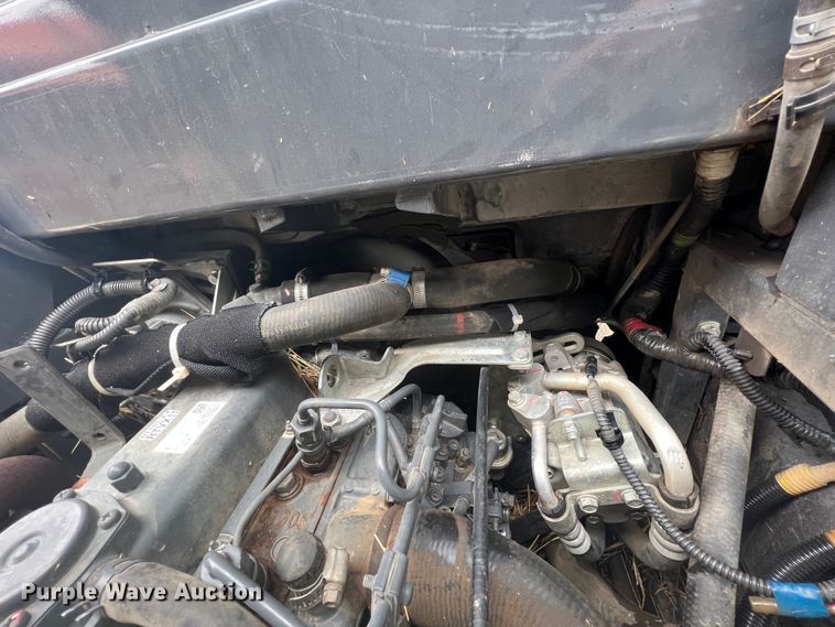 image for item KG9739 2016 Kubota RTV-X1100C  utility vehicle