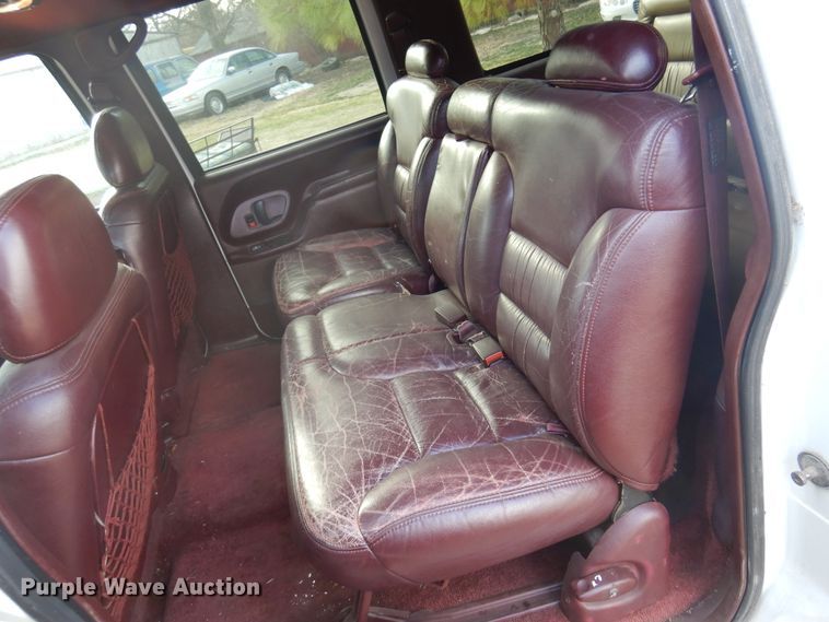 image for item KJ9581 1996 Chevrolet Suburban C1500  SUV