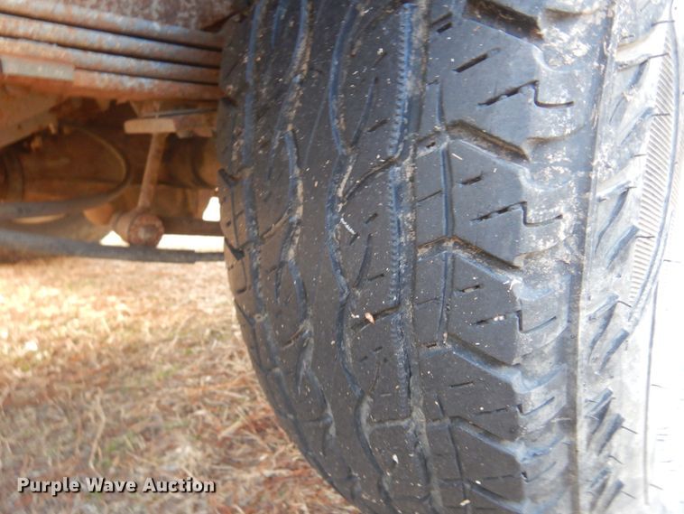 image for item KJ9581 1996 Chevrolet Suburban C1500  SUV