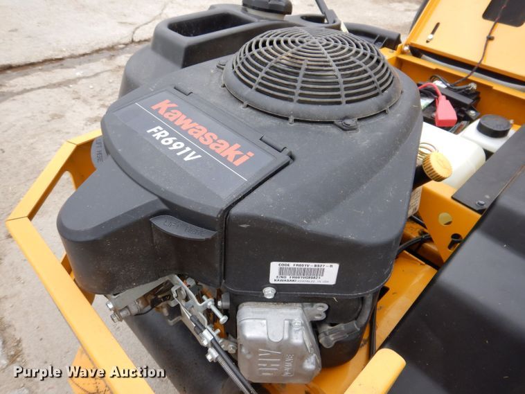 image for item KN9864 Hustler Raptor SDX  ZTR lawn mower